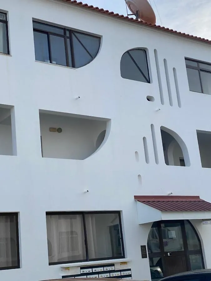 Albufeira Beach Side Apartment