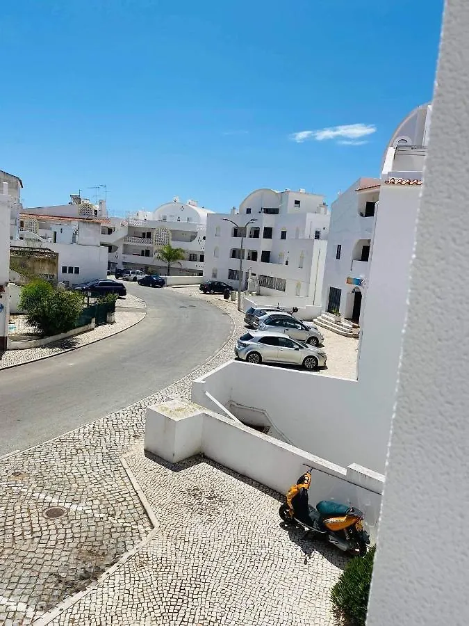 Albufeira Beach Side Apartment